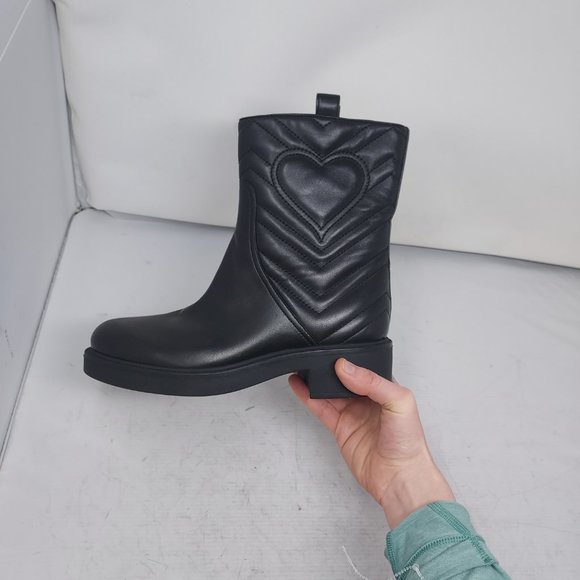 GUCCI Black GG Heart Chevron Nappa Matelasse Ankle Boot - Picture 7 of 13